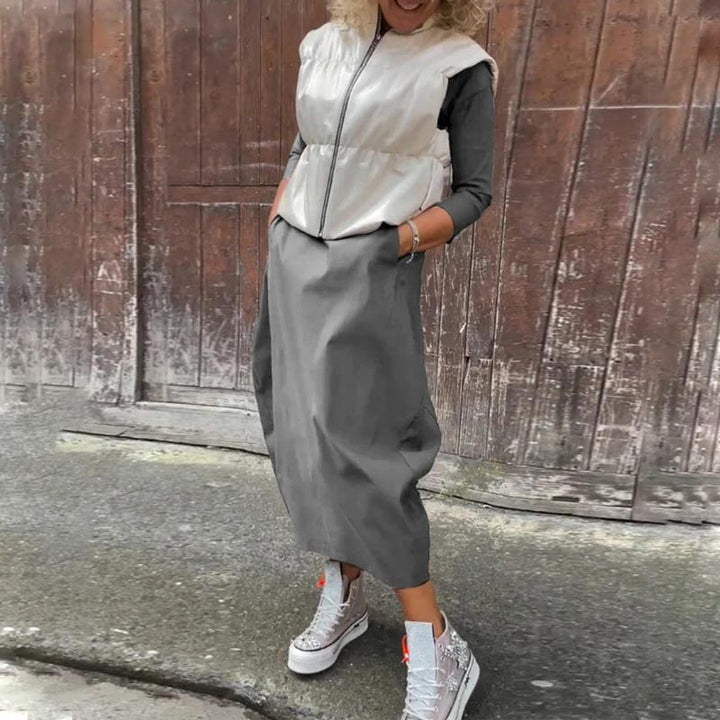 Elizabeth | Timeless Dress with Practical Sophistication