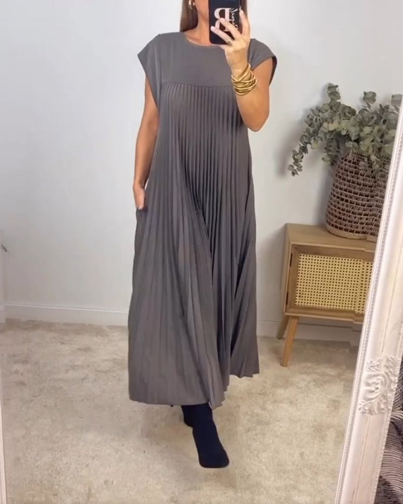 Maxi Pleated Dress with Short Sleeves for Women
