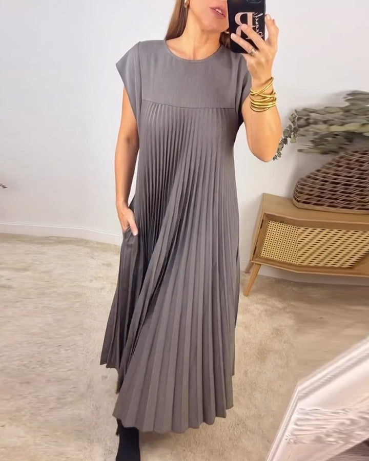 Maxi Pleated Dress with Short Sleeves for Women