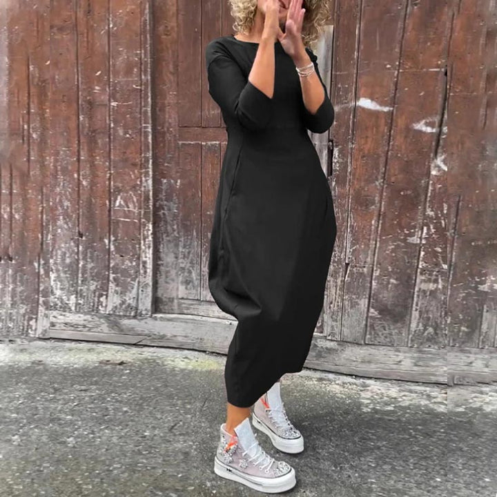 Elizabeth | Timeless Dress with Practical Sophistication