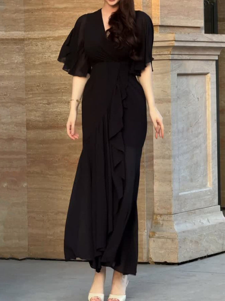 VIVIANA – MAXI DRESS WRAPPED IN ELEGANCE AMONG BLOOMS