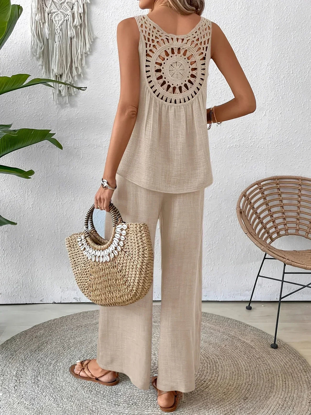 ELOWEN – TANK TOP AND PANTS SET FOR ALL-DAY WEAR