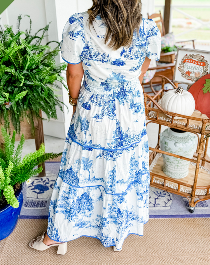 SAVANNAH – TIMELESS ELEGANCE IN A MAXI DRESS WITH RUFFLES