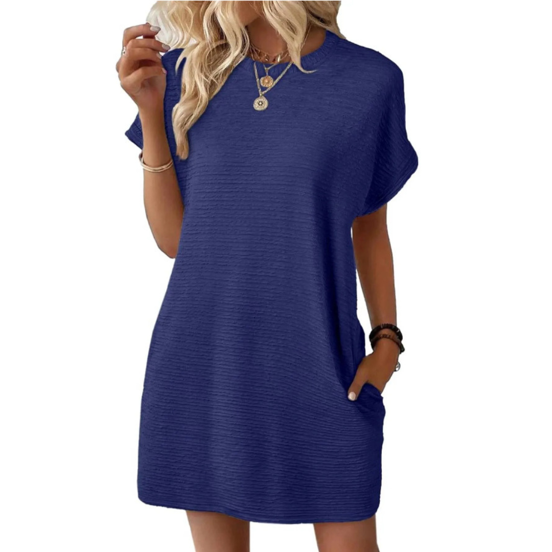SOPHIA – CHIC AND RELAXED T-SHIRT DRESS