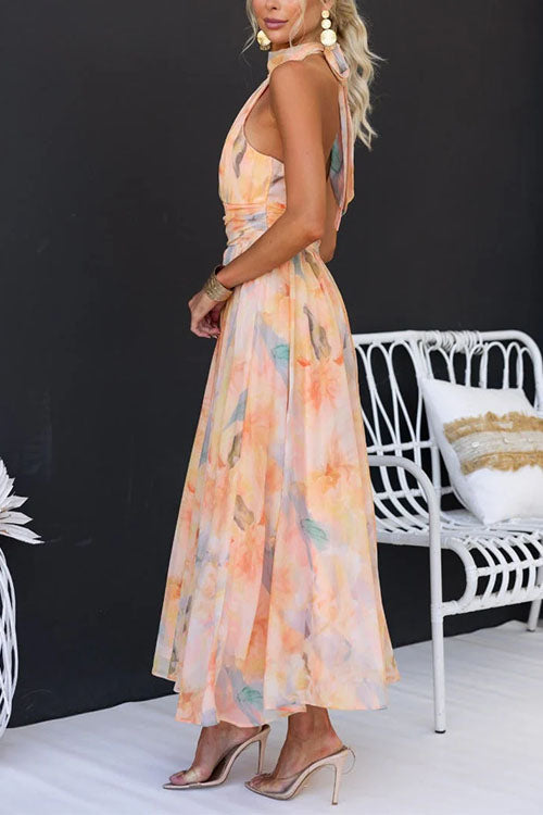 Scarlett | Elegant Maxi Dress with Watercolor Print and Halter Neck