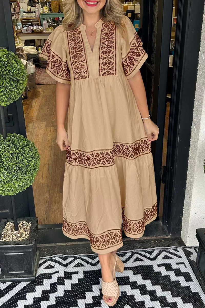 SORAYA – A-LINE DRESS WITH V-NECK, IN GEOMETRIC PATCHWORK