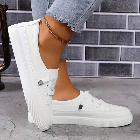 CHLOE – STREET CHARM SNEAKERS