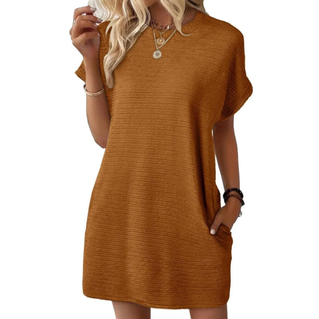 SOPHIA – CHIC AND RELAXED T-SHIRT DRESS