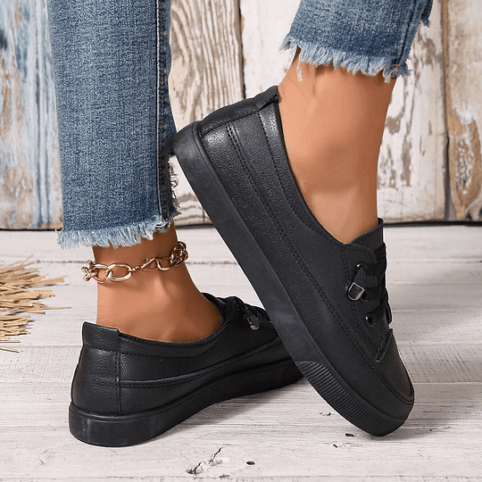 CHLOE – STREET CHARM SNEAKERS