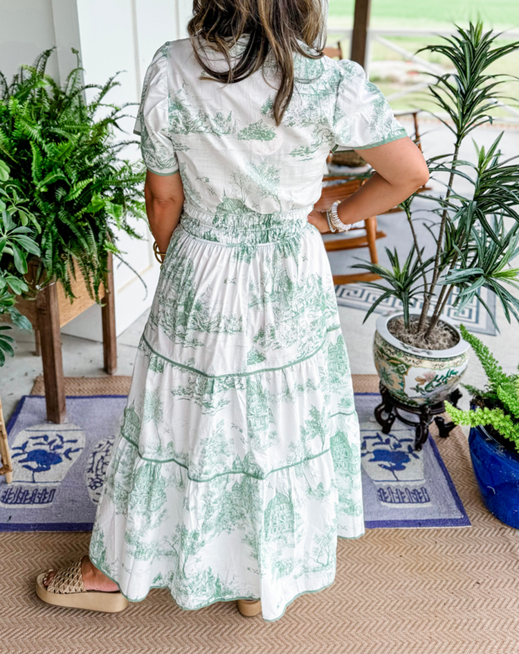 SAVANNAH – TIMELESS ELEGANCE IN A MAXI DRESS WITH RUFFLES