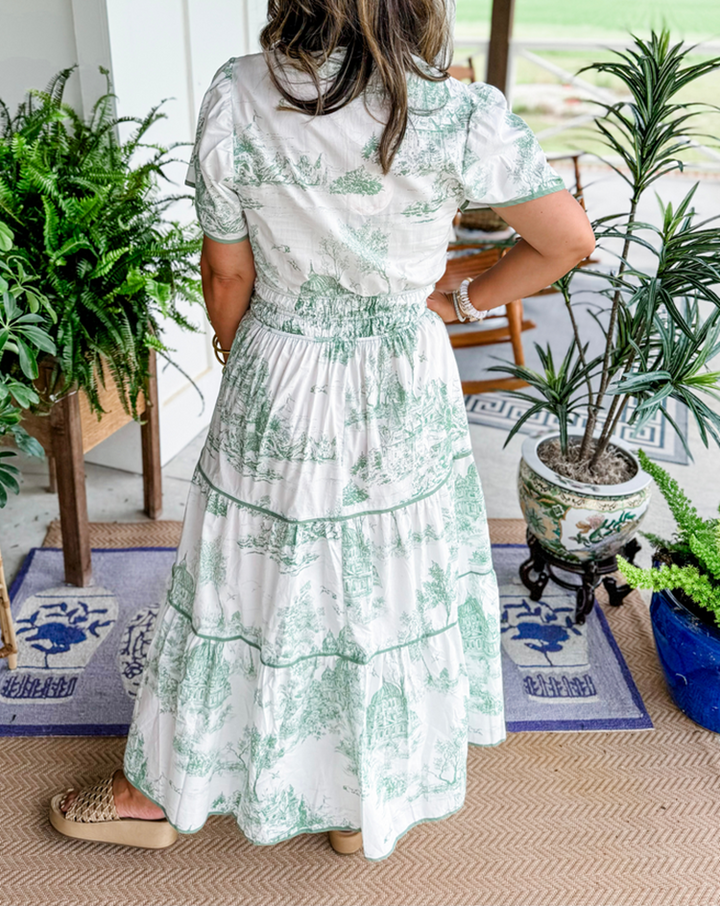 SAVANNAH – TIMELESS ELEGANCE IN A MAXI DRESS WITH RUFFLES