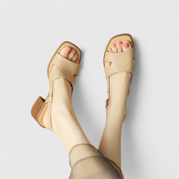 HAILEY – SANDAL WITH EASY STEP