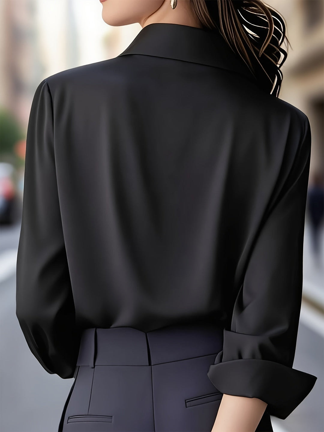 IRYNA | Elegant Long-Sleeve Shirt with Button Closure
