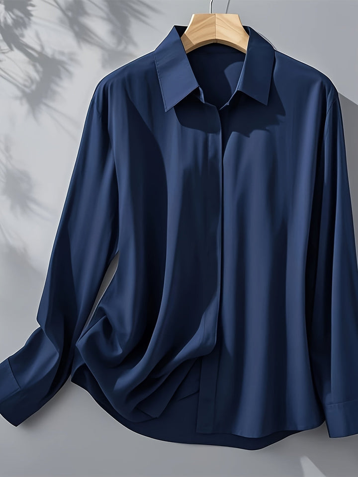 IRYNA | Elegant Long-Sleeve Shirt with Button Closure