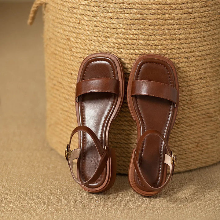 AVA – SANDALS WITH MINIMALIST STRAP