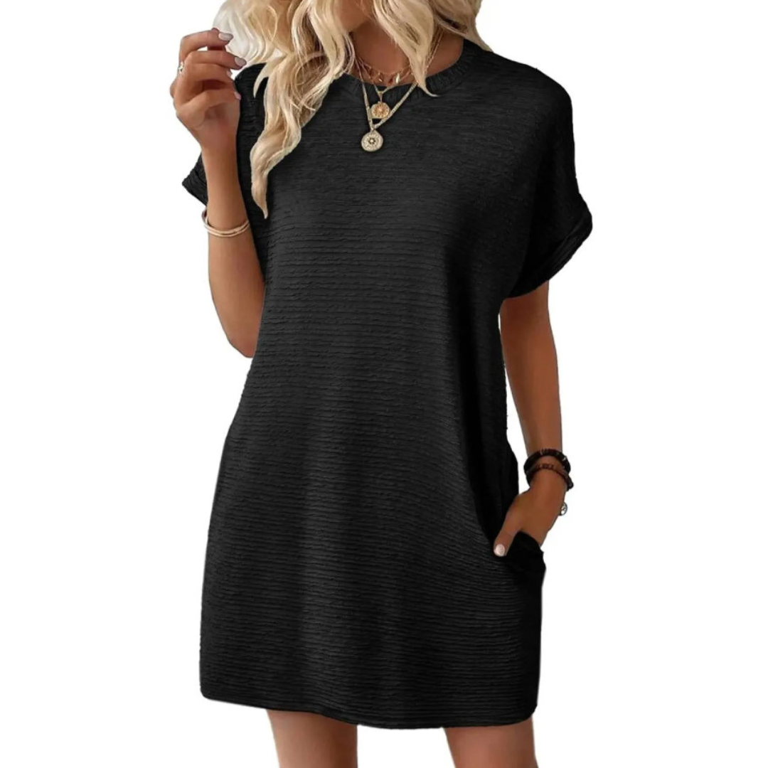 SOPHIA – CHIC AND RELAXED T-SHIRT DRESS