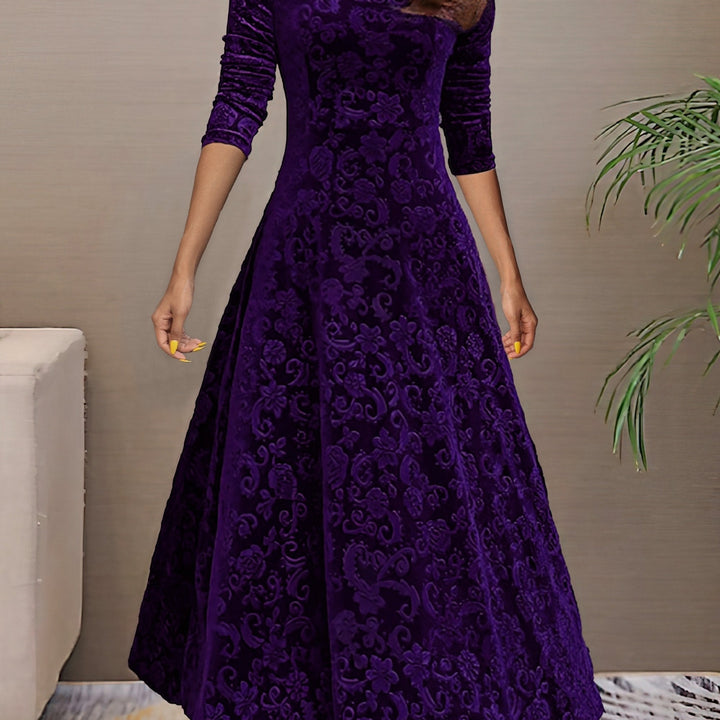 Kira | Holiday Velvet Elegance Dress