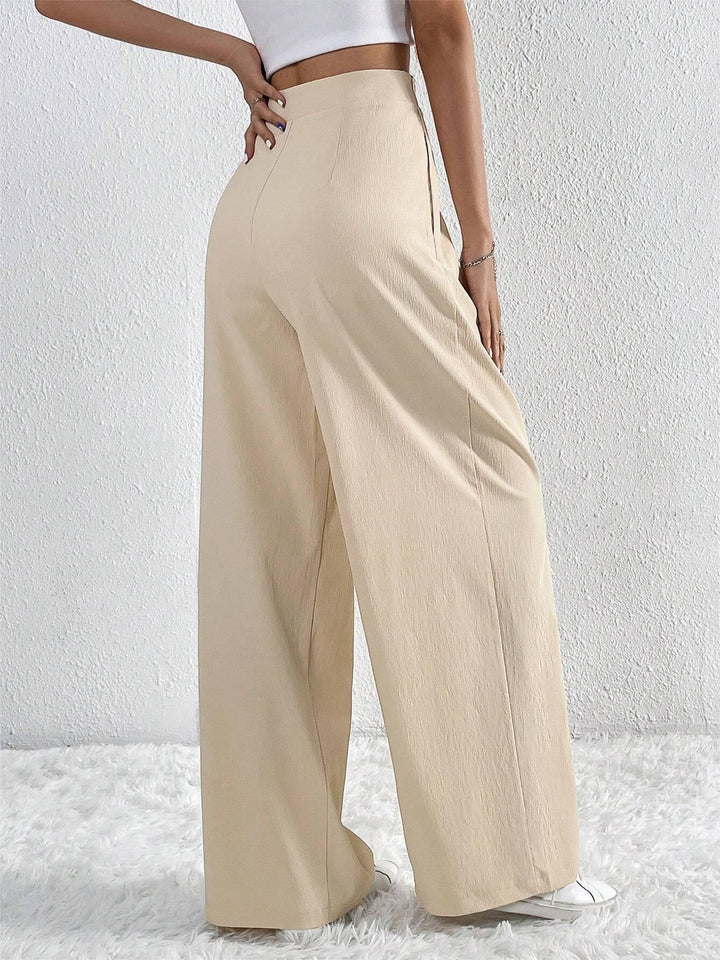 Wide Pleated Pants Old Money Style