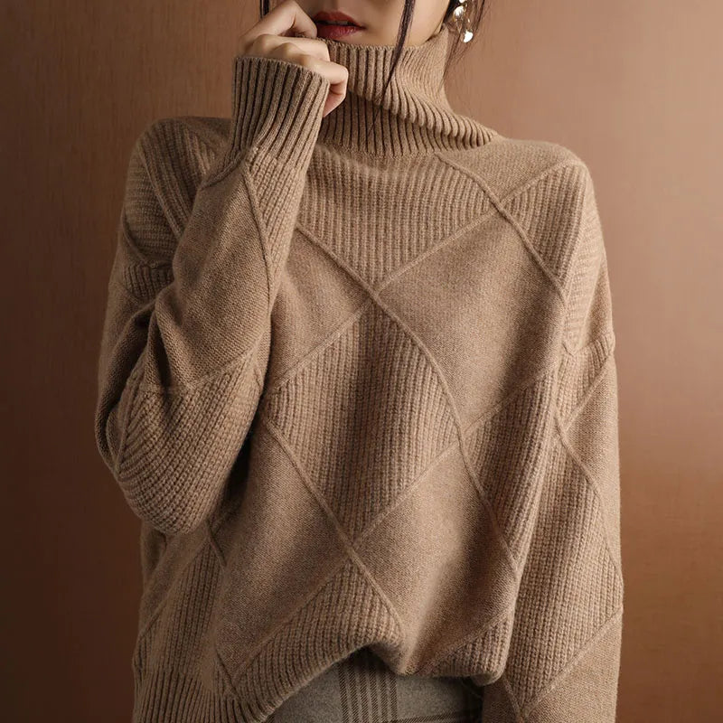 Lily - Thick Sweater with High Collar