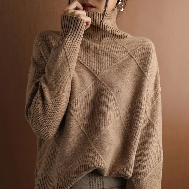Lily - Thick Sweater with High Collar