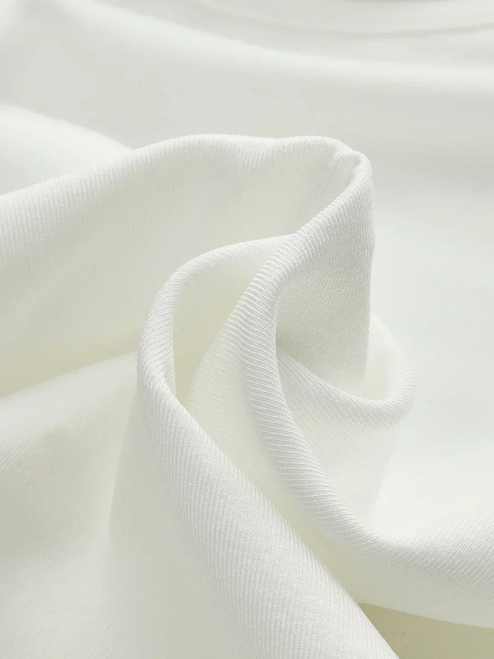 Top elegant with square neckline, sleeveless