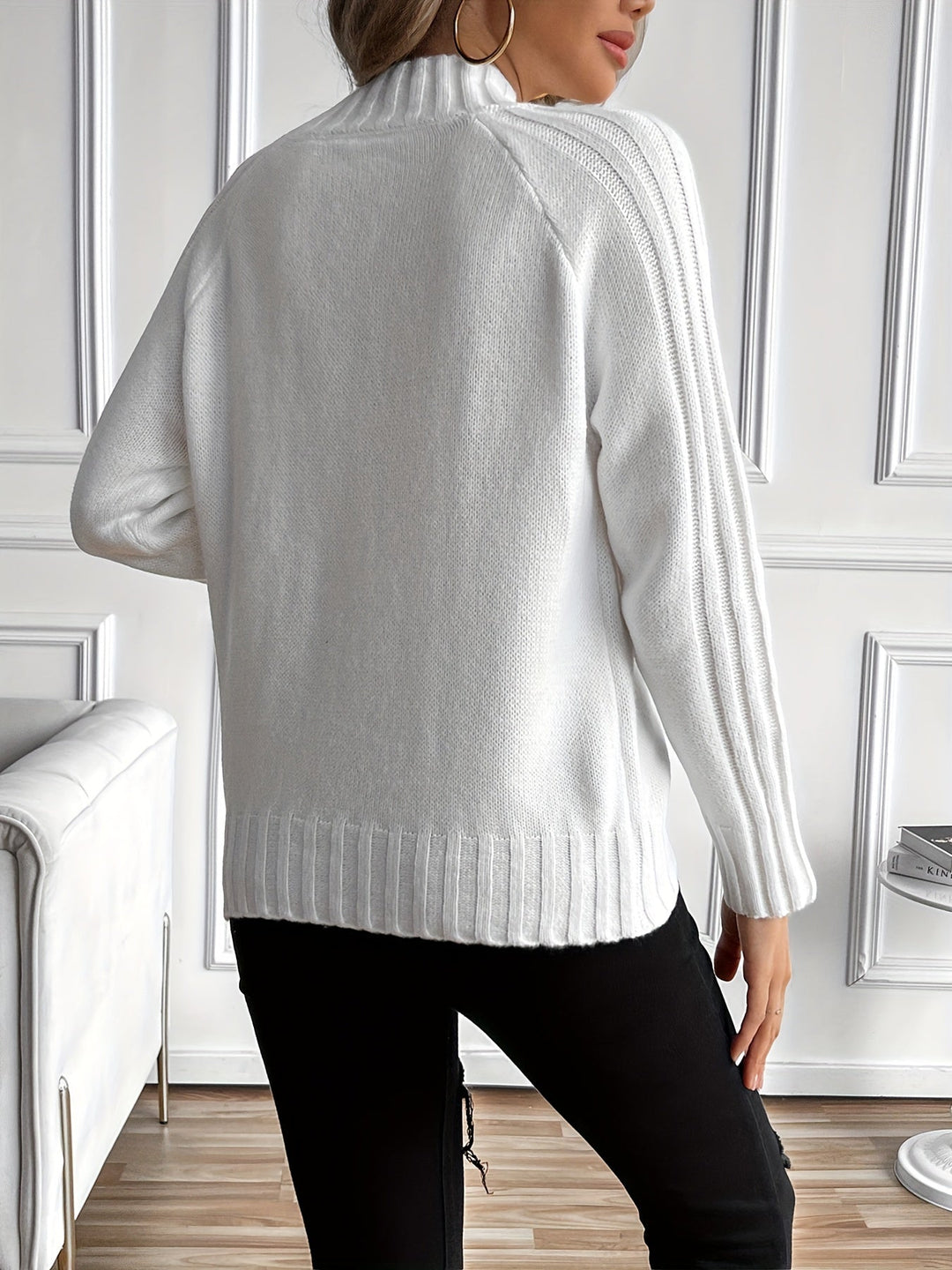 Juliet - Elegant Knitted Sweater
