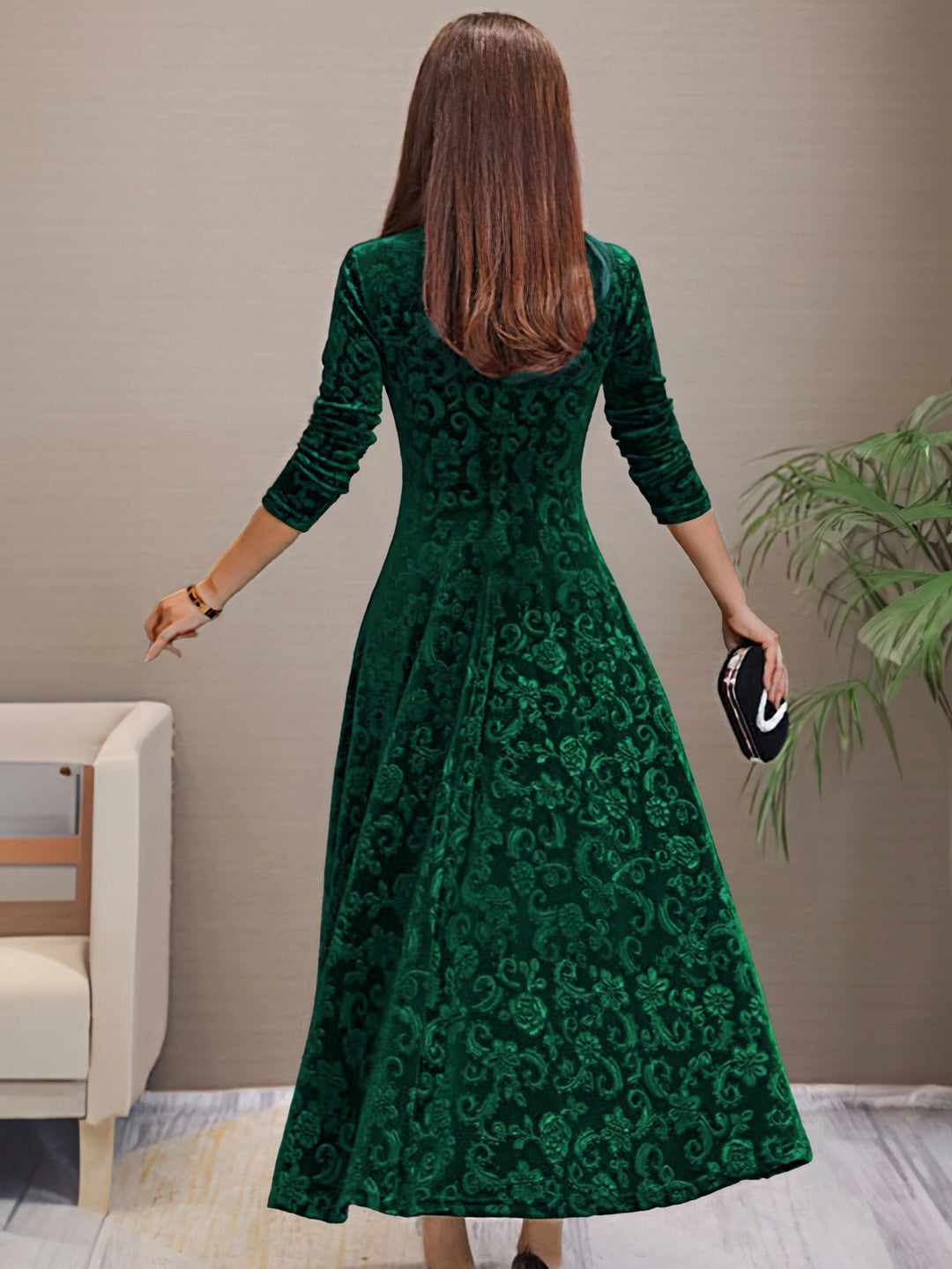 Kira | Holiday Velvet Elegance Dress