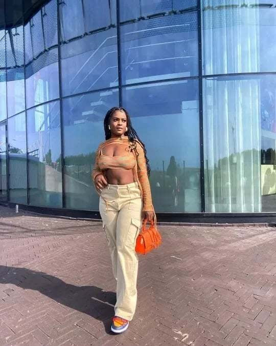 JADWIGA – ADJUSTABLE CARGO PANTS FOR WOMEN