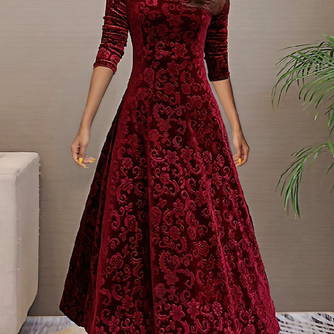 Kira | Holiday Velvet Elegance Dress