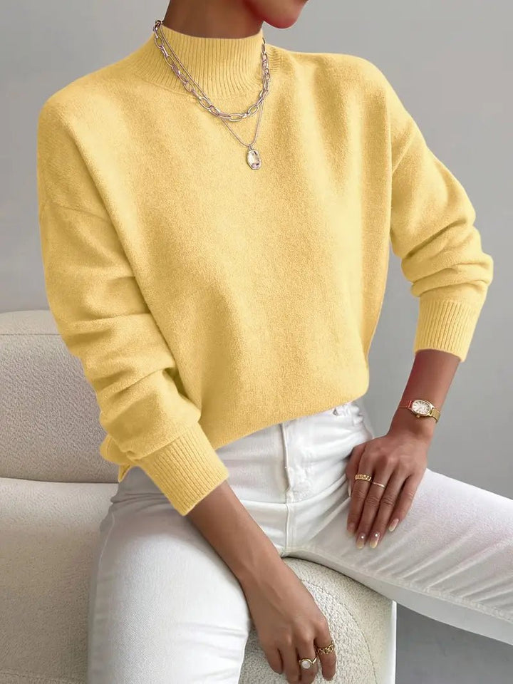JEANINE | Comfortable sweater with a high collar
