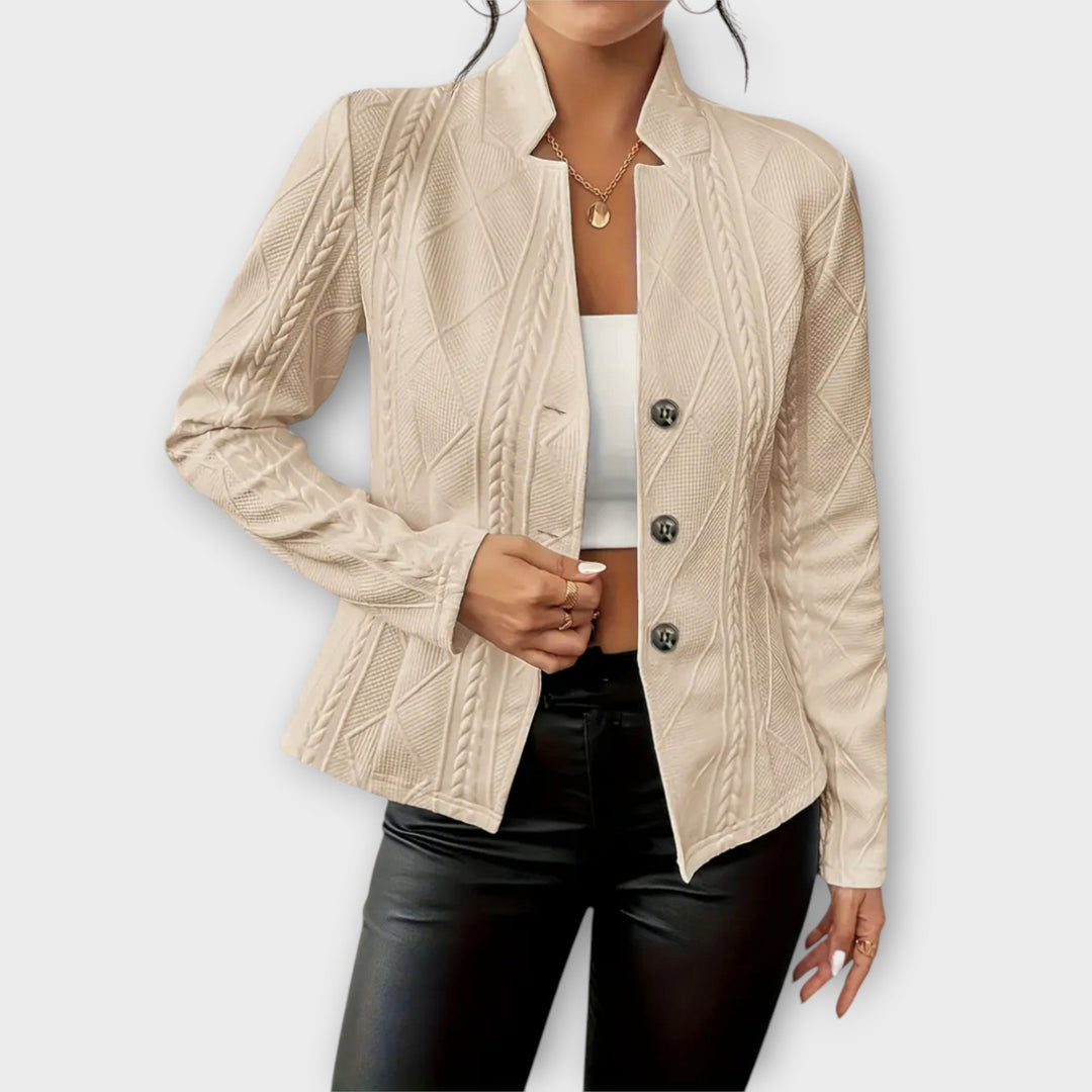 Emilia | Chic Blazer with Fine Details